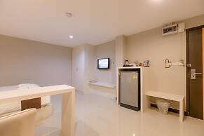 De Hug Hotel & Residence