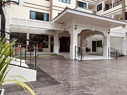 De Hug Hotel & Residence