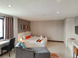 De Hug Hotel & Residence