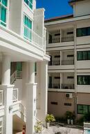 De Hug Hotel & Residence