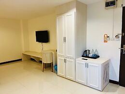 De Hug Hotel & Residence