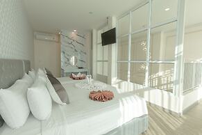 De Hug Hotel & Residence