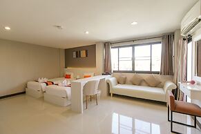 De Hug Hotel & Residence