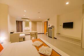 De Hug Hotel & Residence