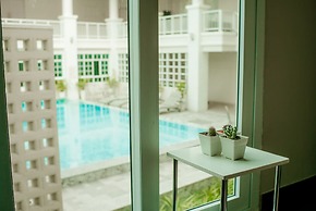 De Hug Hotel & Residence