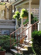 Walnut Street Inn