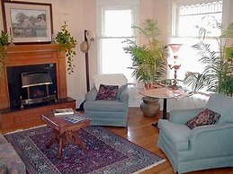Walnut Street Inn