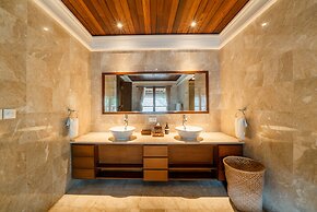 Jimbaran Beach Villas By Nakula