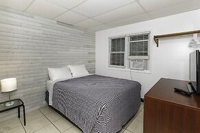 Alante Oceanfront Motor