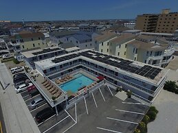 Alante Oceanfront Motor