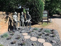 Badgemore Park B&B and Golf Club