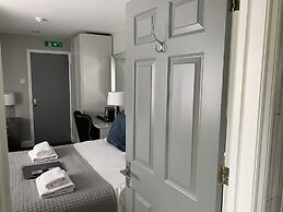 Badgemore Park B&B and Golf Club