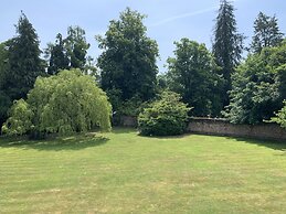 Badgemore Park B&B and Golf Club