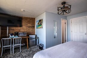 Beachfront Inn