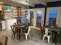 Beachfront Inn