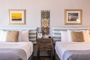 Beachfront Inn
