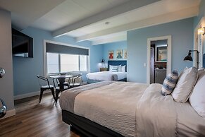Beachfront Inn