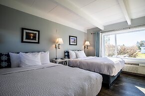 Beachfront Inn