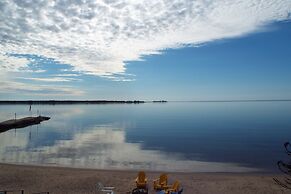 Beachfront Inn