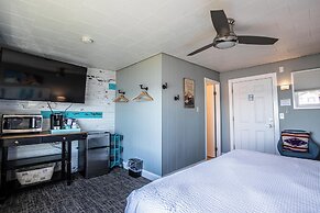 Beachfront Inn