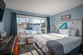 Beachfront Inn