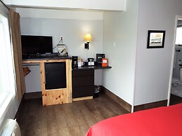 Beachfront Inn