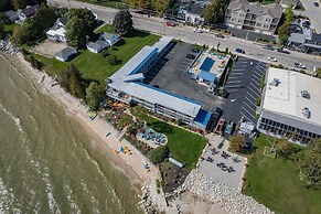 Beachfront Inn