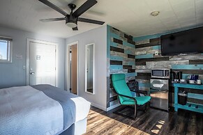 Beachfront Inn