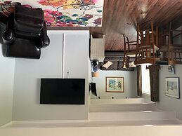 Beachfront Inn