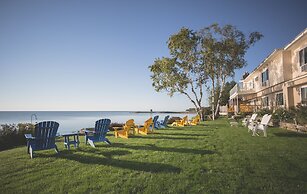 Beachfront Inn