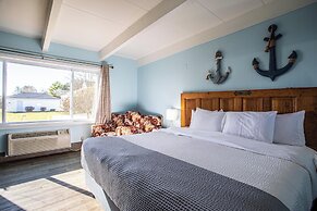 Beachfront Inn