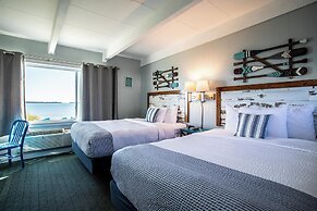 Beachfront Inn
