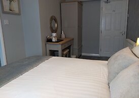 Bluebird Lodge and Waterhead Apartment