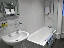 Bluebird Lodge and Waterhead Apartment