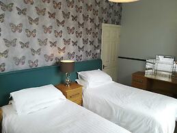 Bluebird Lodge and Waterhead Apartment