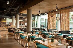 DoubleTree by Hilton Jakarta - Diponegoro