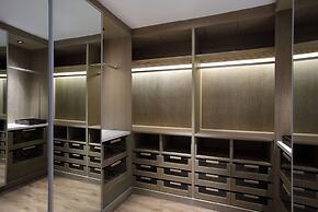 DoubleTree by Hilton Jakarta - Diponegoro