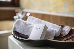 Yasmin Hill Longevity Resort - Hotel Galavilla