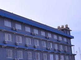 Dermaga Keluarga Hotel