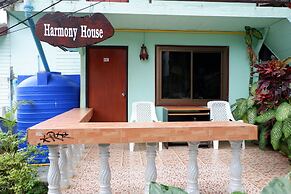 Harmony House - Hostel