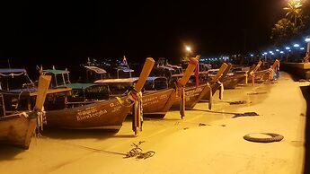 Harmony House - Hostel