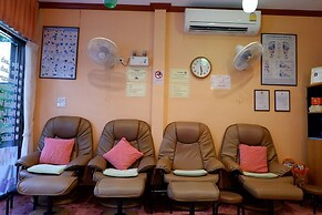 Harmony House - Hostel