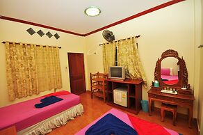 Harmony House - Hostel