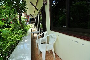 Harmony House - Hostel