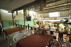 Harmony House - Hostel