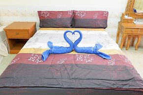 Harmony House - Hostel