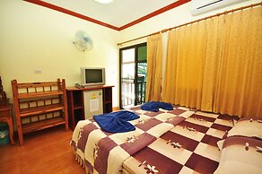 Harmony House - Hostel