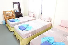 Harmony House - Hostel