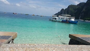 Harmony House - Hostel