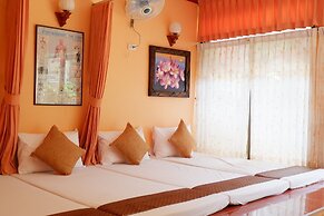 Harmony House - Hostel